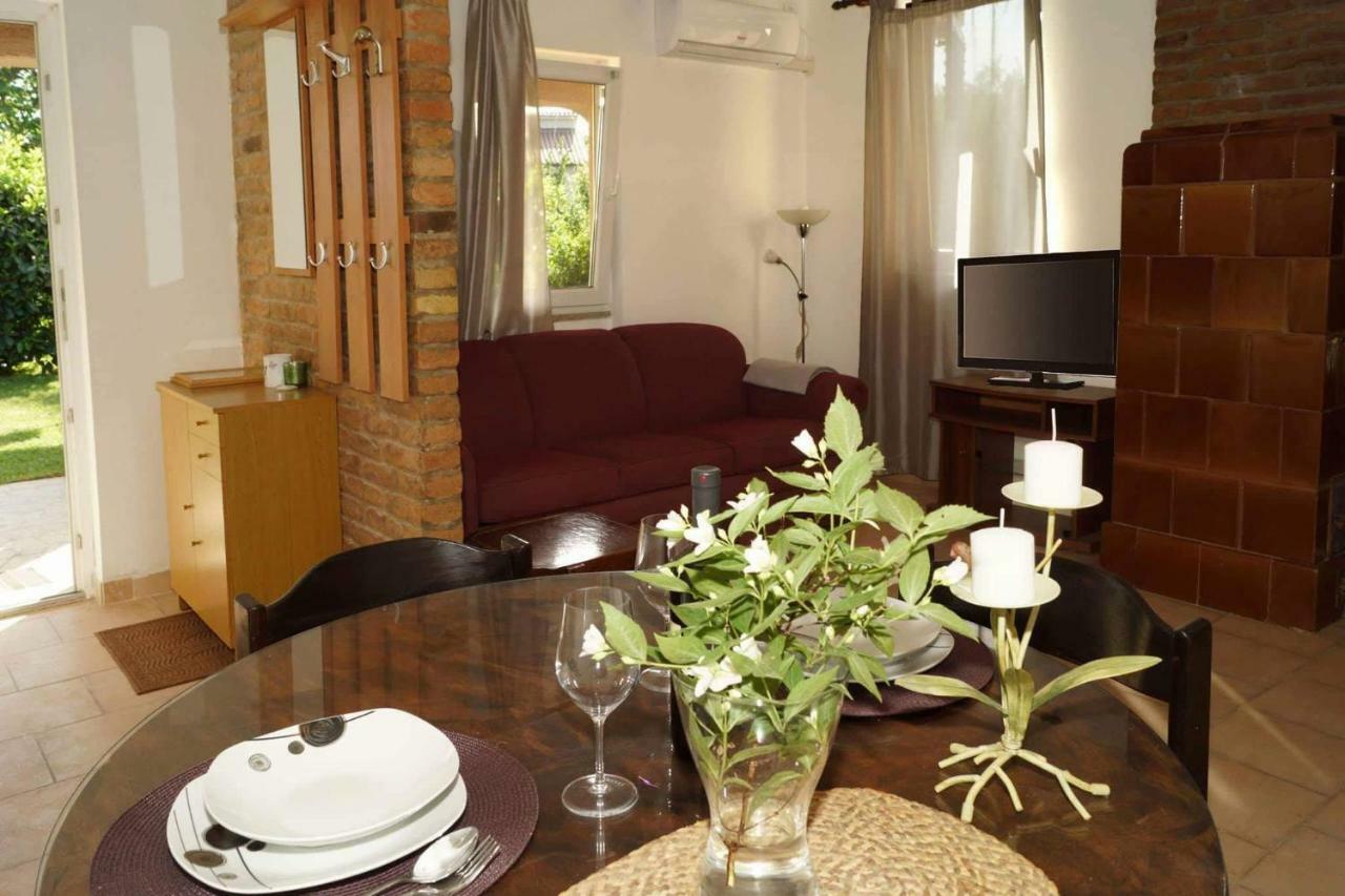 Апартаменти Apartman Eric Пула Екстер'єр фото